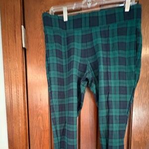 Old Navy Green Plaid Blackwatch Green Navy Skinny Pants